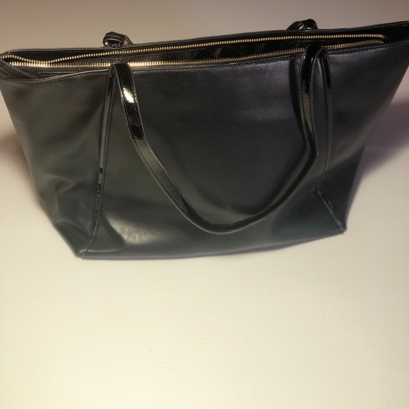 Handbag - Picture 3 of 9